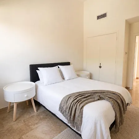 Vila Contemporary With Southern Charm And Pool Sainte-Maxime